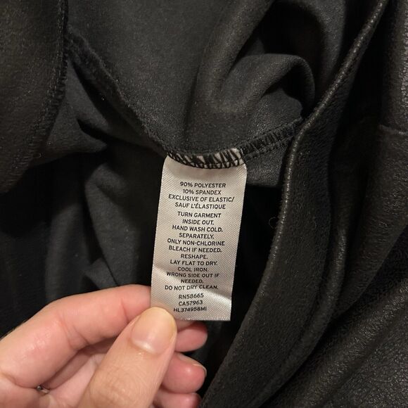 Trouve Faux Leather Black Leggings Womens Medium Pull On Stretch Pants High Rise - Picture 7 of 7